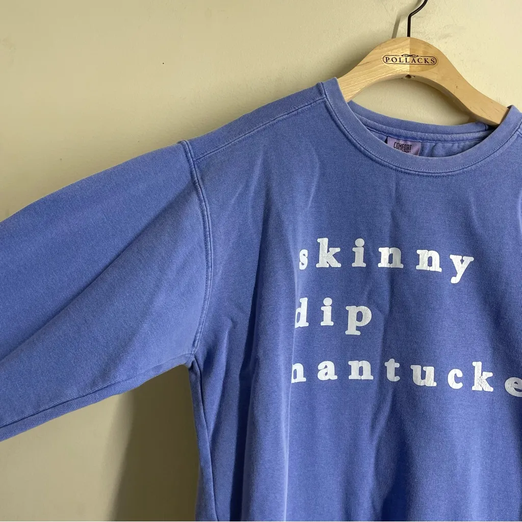 Skinny Dip Nantucket Crew Sweatshirt Blue Medium Comfort Colors Pullover *flawed - Image 5