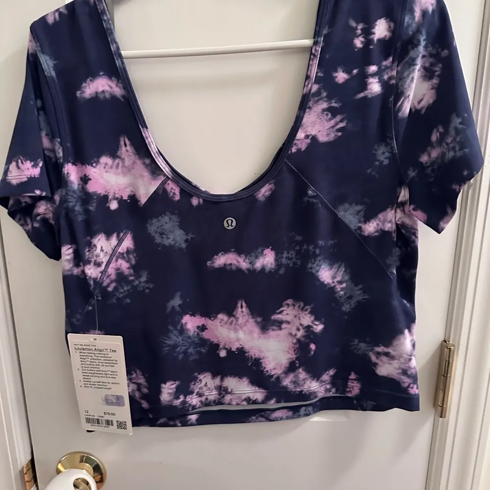 Lululemon  ALIGN TEE - Image 2