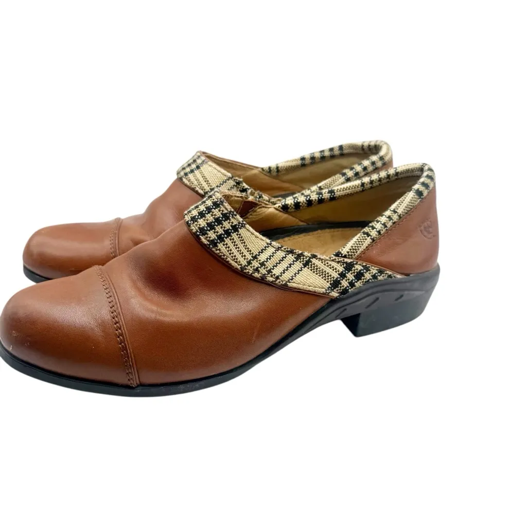 Ariat Women’s Country Mule Clogs size 8 - Image 4