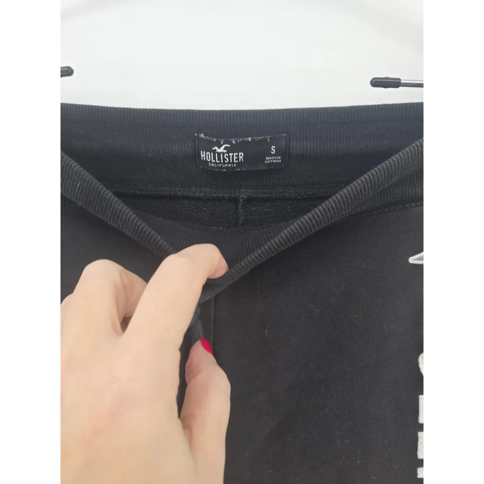 Hollister Black Jogger Sweatpants Women's Small Logo Print Drawstring Waist - Image 3