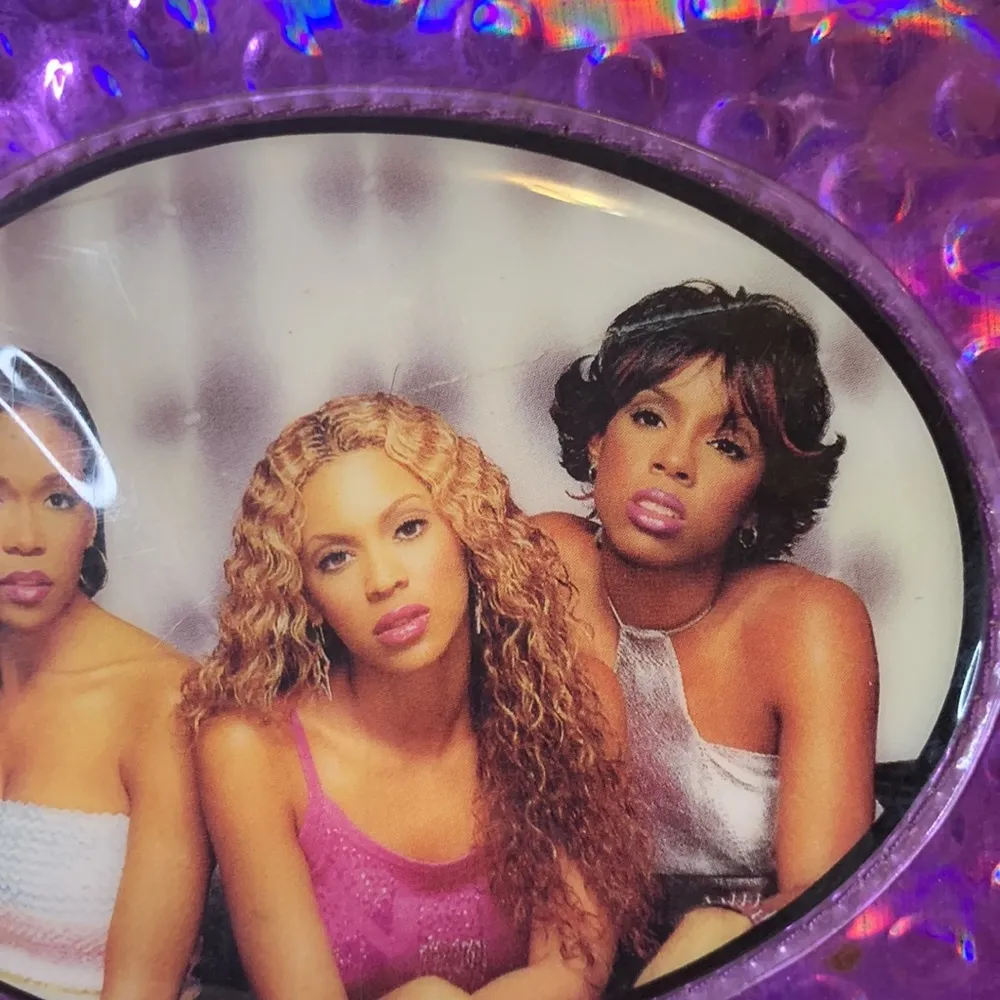 🚫SOLD🚫Vintage 2001 Destiny’s Child Beyoncé Purple & Black Backpack Purse/CD - Image 4