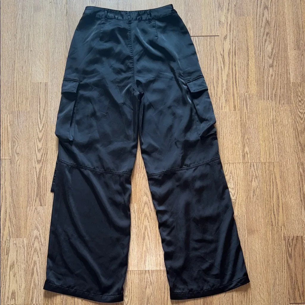 Gianni Bini Black Wide Leg Cargo Pants - Image 5