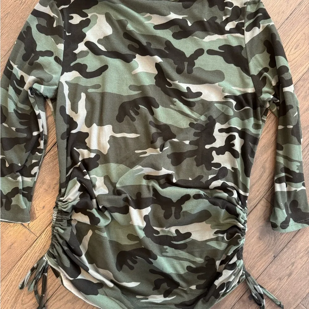 Camouflage 3/4 sleeve Top - Image 5