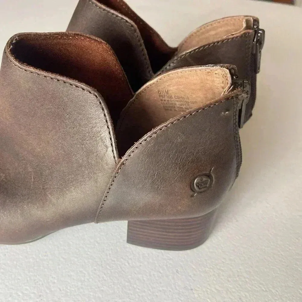 Born‎ Shoes Womens Antonia Back Zip Ankle Bootie 6 - Image 4