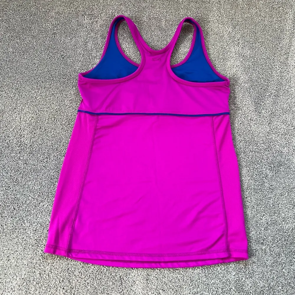 💗Bright on trend summer colors- sport top with built in bra. Worn once! - Image 2