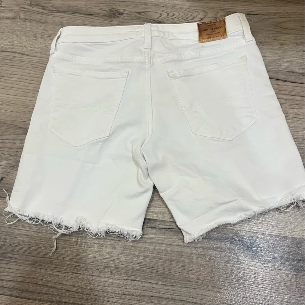 Lucky Brand White Jean shorts Women’s waist 26 - Image 3