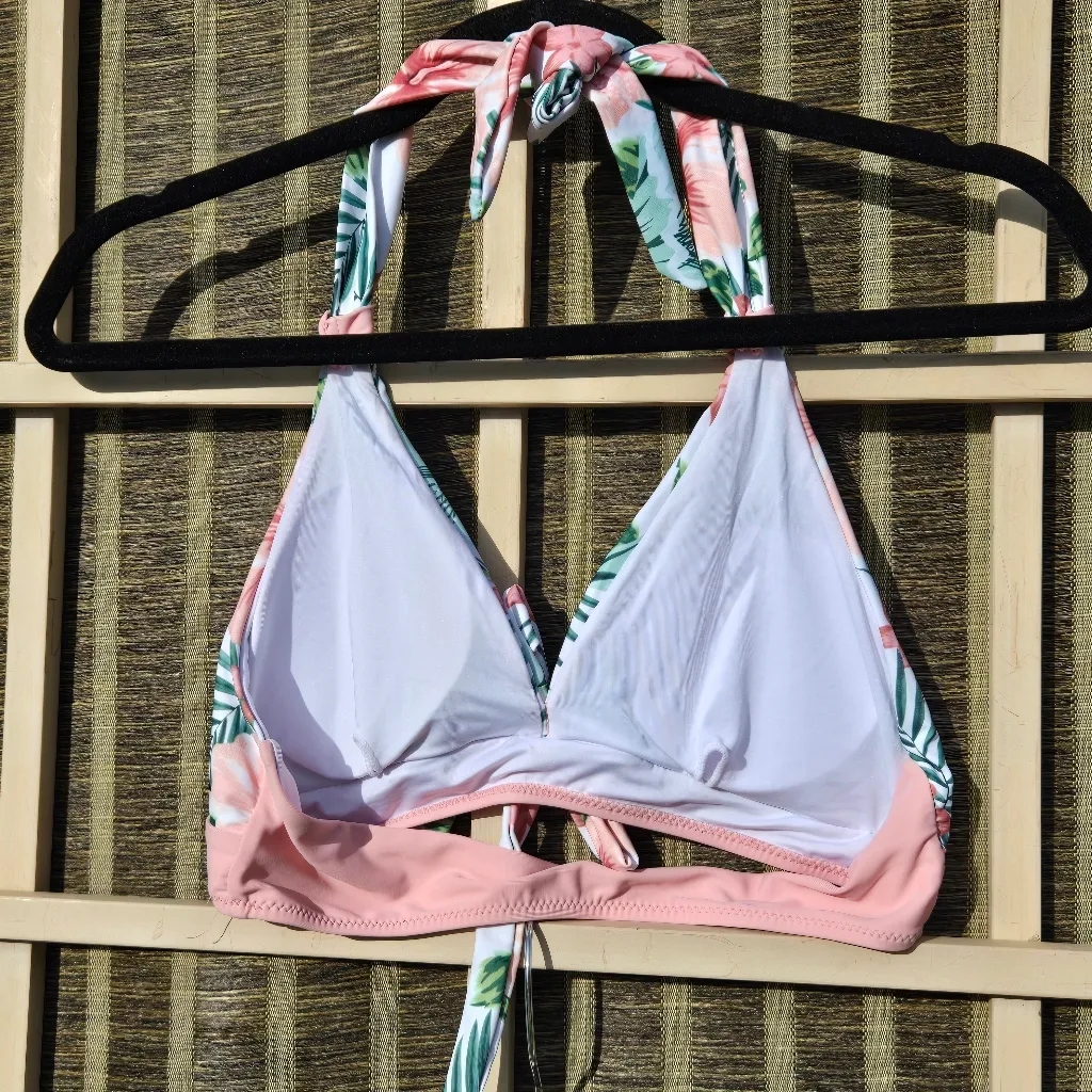 NEW Bikini Short Set Floral/Solid Size Medium Pink - Image 5