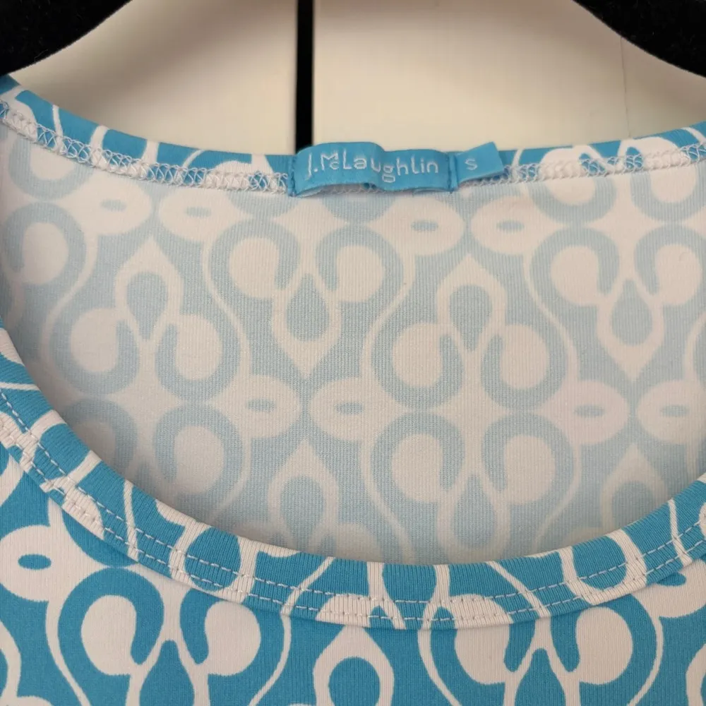J. McLaughlin Catalina Cloth Shirt Signature Tee Blue Patterned Top Size Small - Image 2