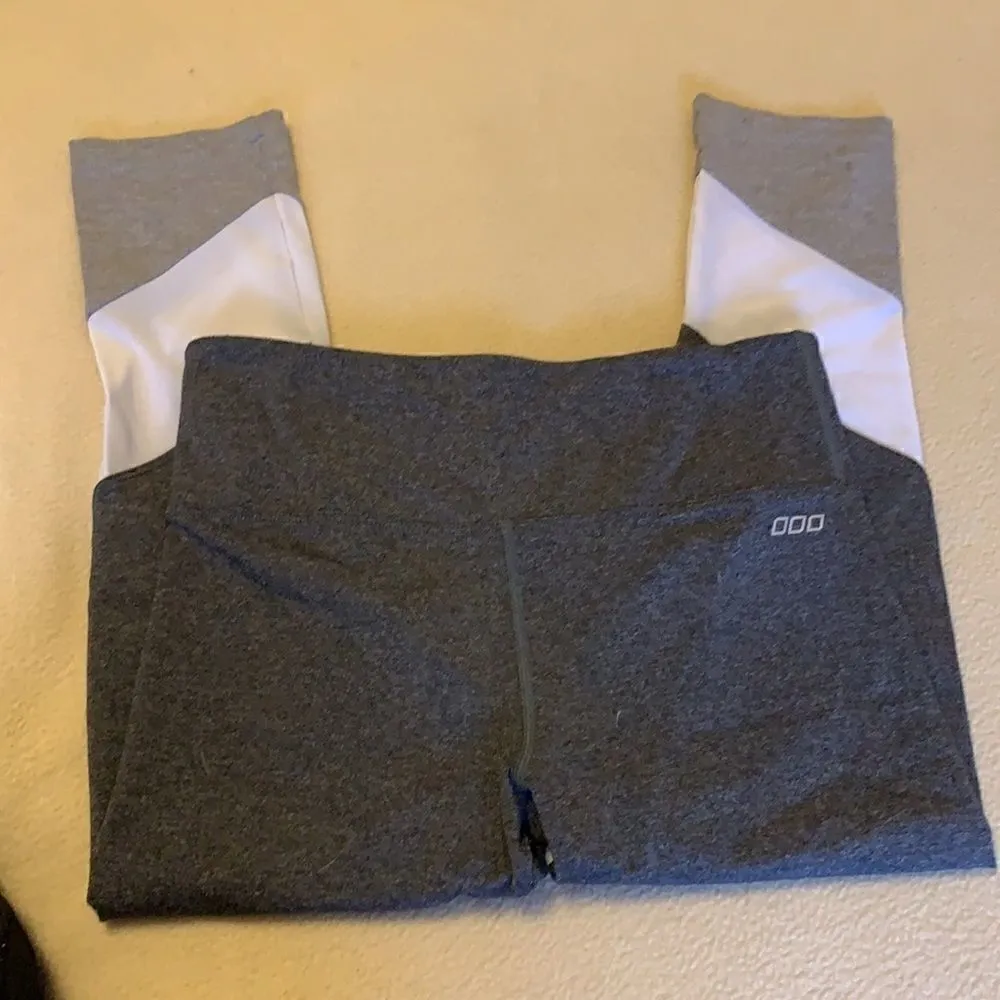 Euc Lorna Jane Asha Chevron 7/8 Cropped Leggings XS - Image 6