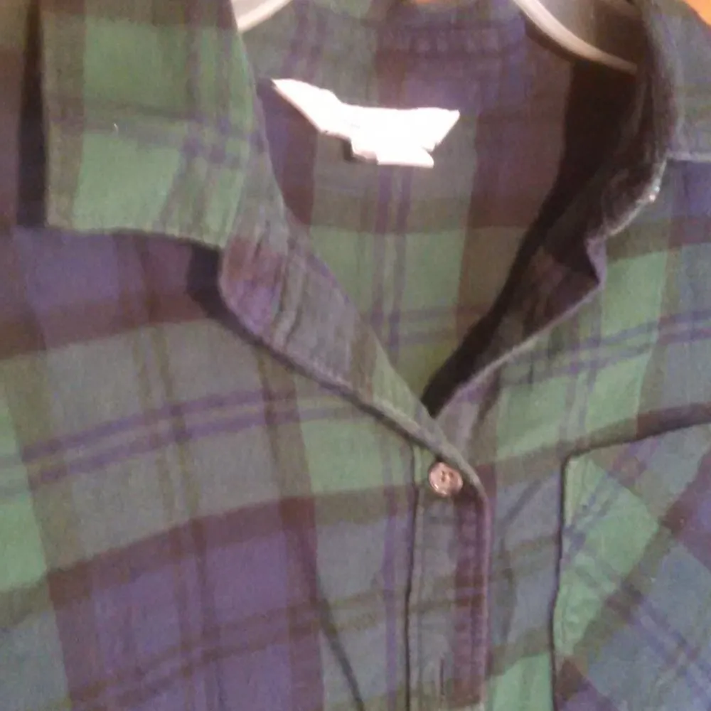 Women's Classic Old Navy Green and Blue Flannel Shirt - Image 4