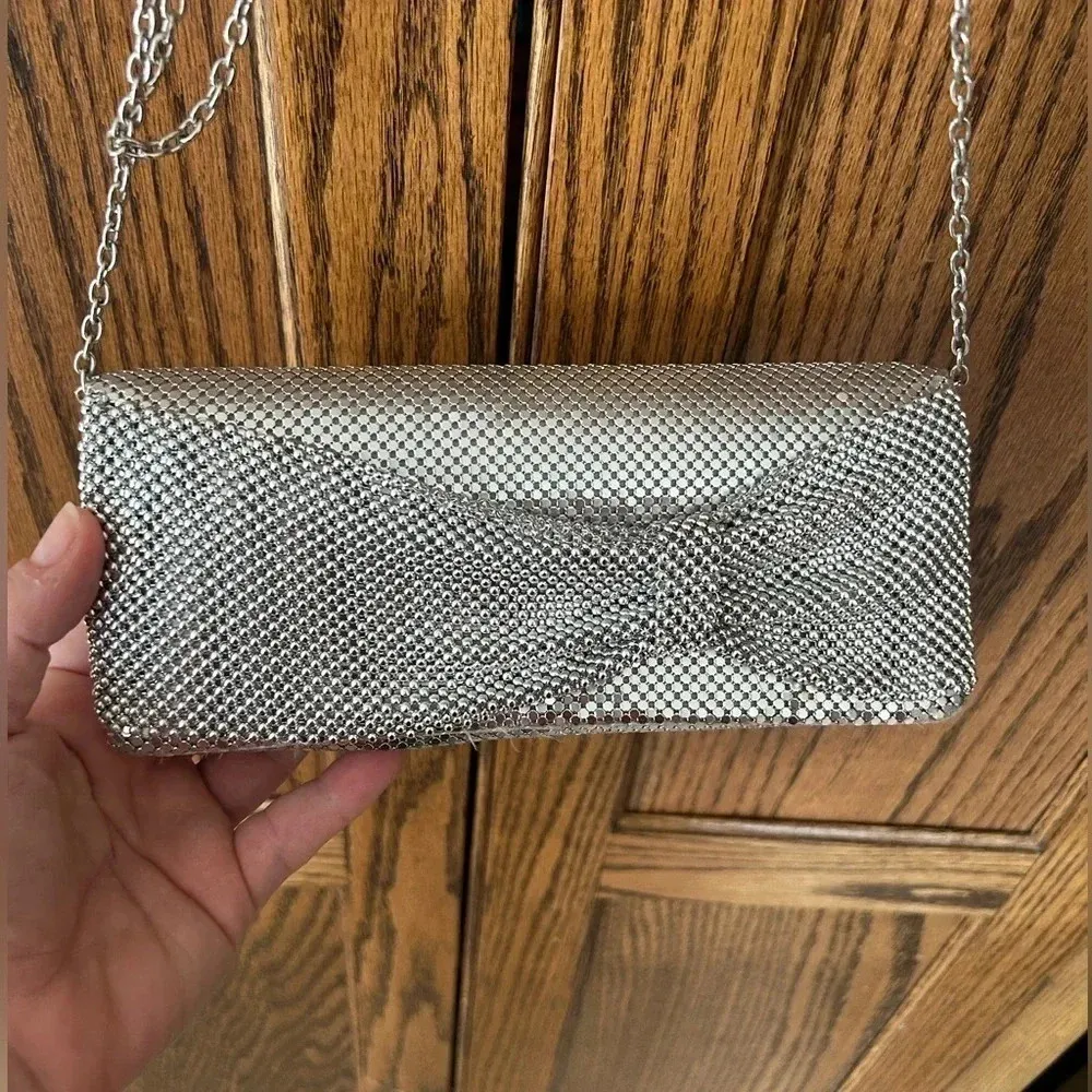 Vintage Gunne Sax | Silver Mesh Evening Bag with Bow Detail and Long Chain - Image 2