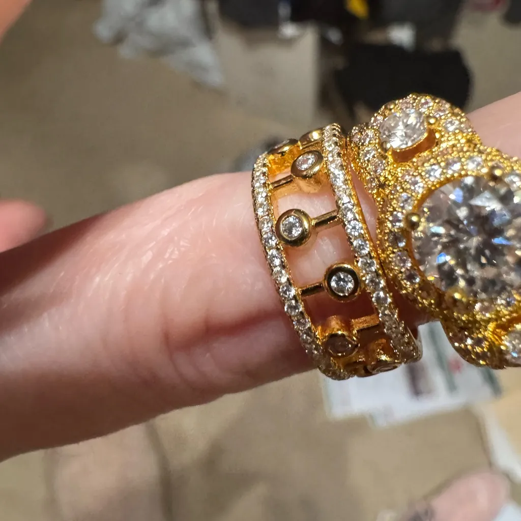 Elegant Gold over moissanite Women's Ring Set size 7 - Image 10