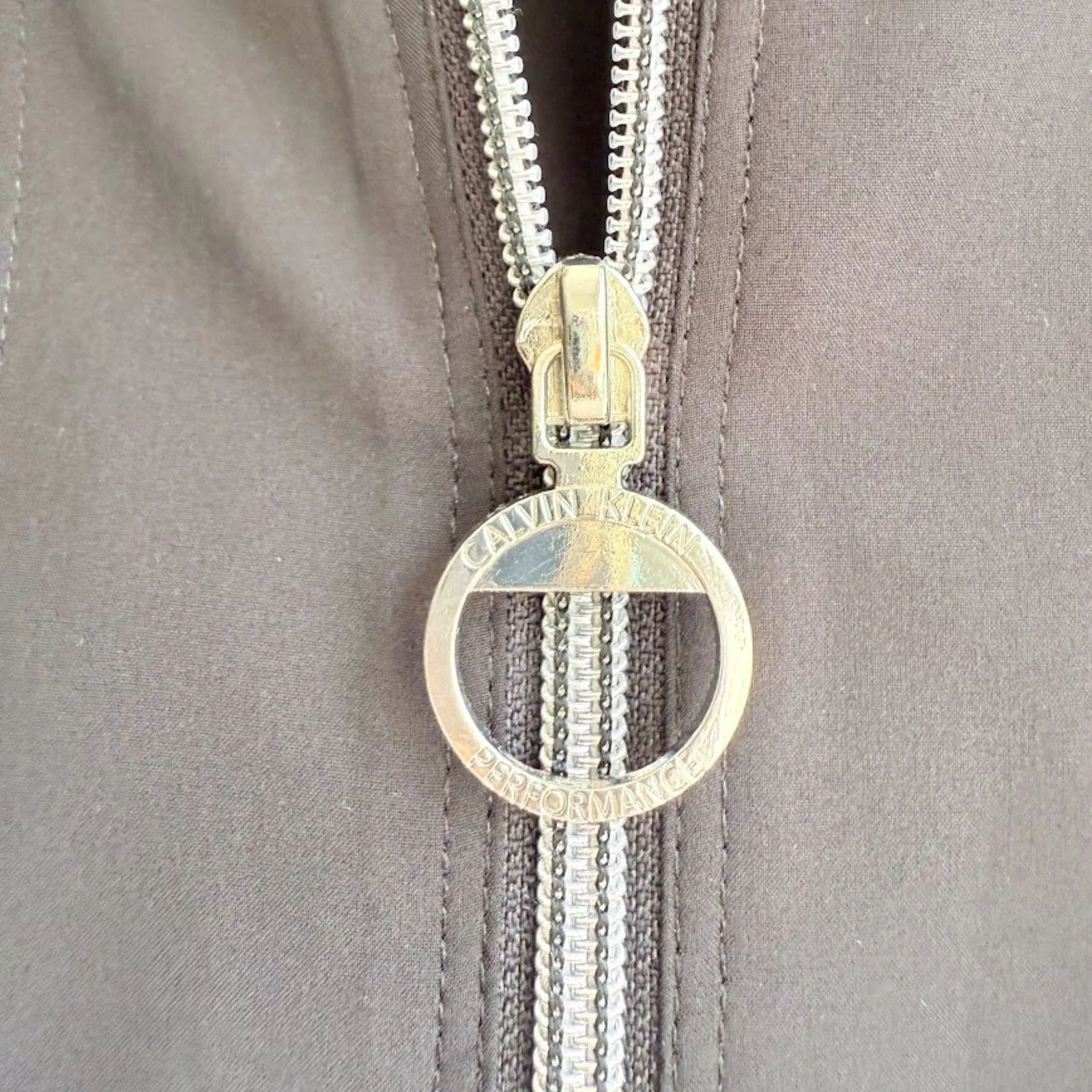 Calvin Klein Half-zip Windbreaker Hoodie in Black & Olive Green size xs - Image 3