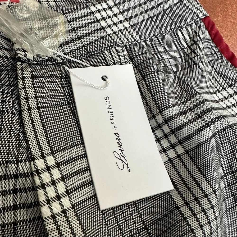 Lovers + Friends NWT  Tailored Snap Track Pants - Image 5