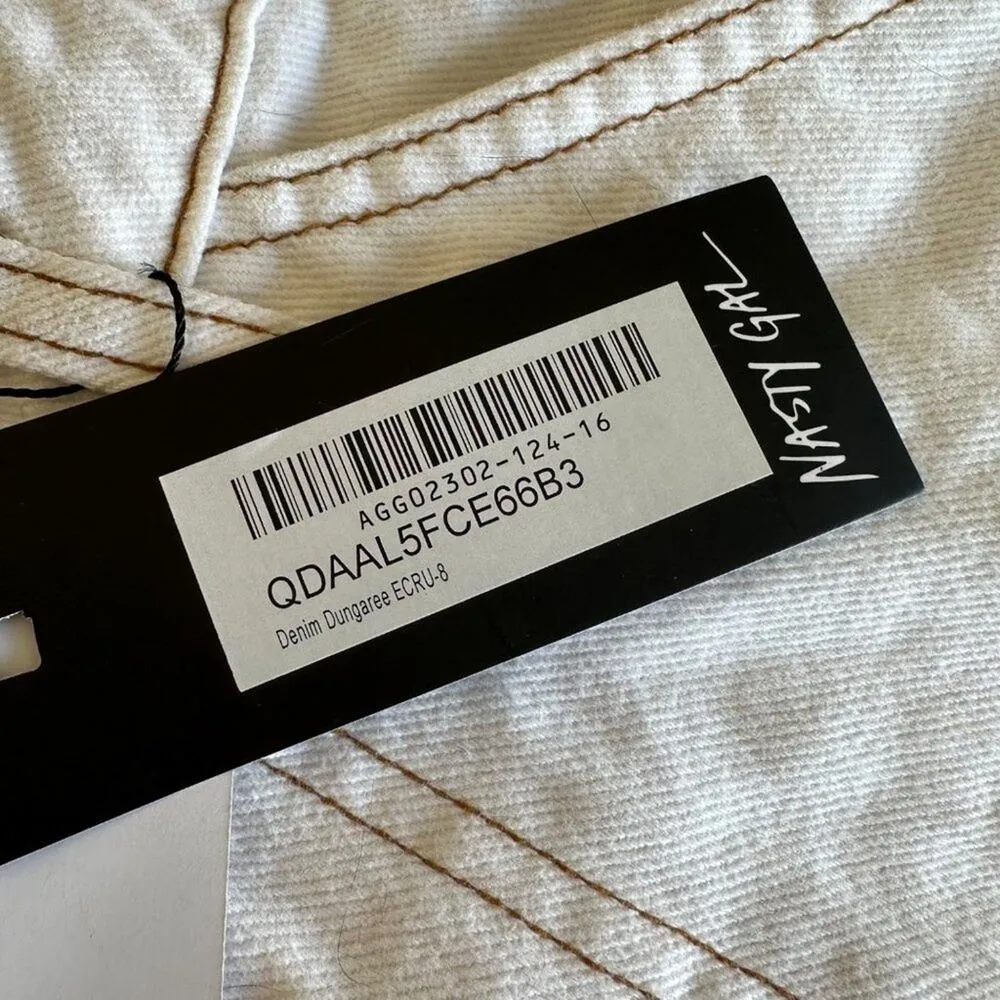 Nasty Gal - Denim Dungaree Overalls  in Ecru - Image 3