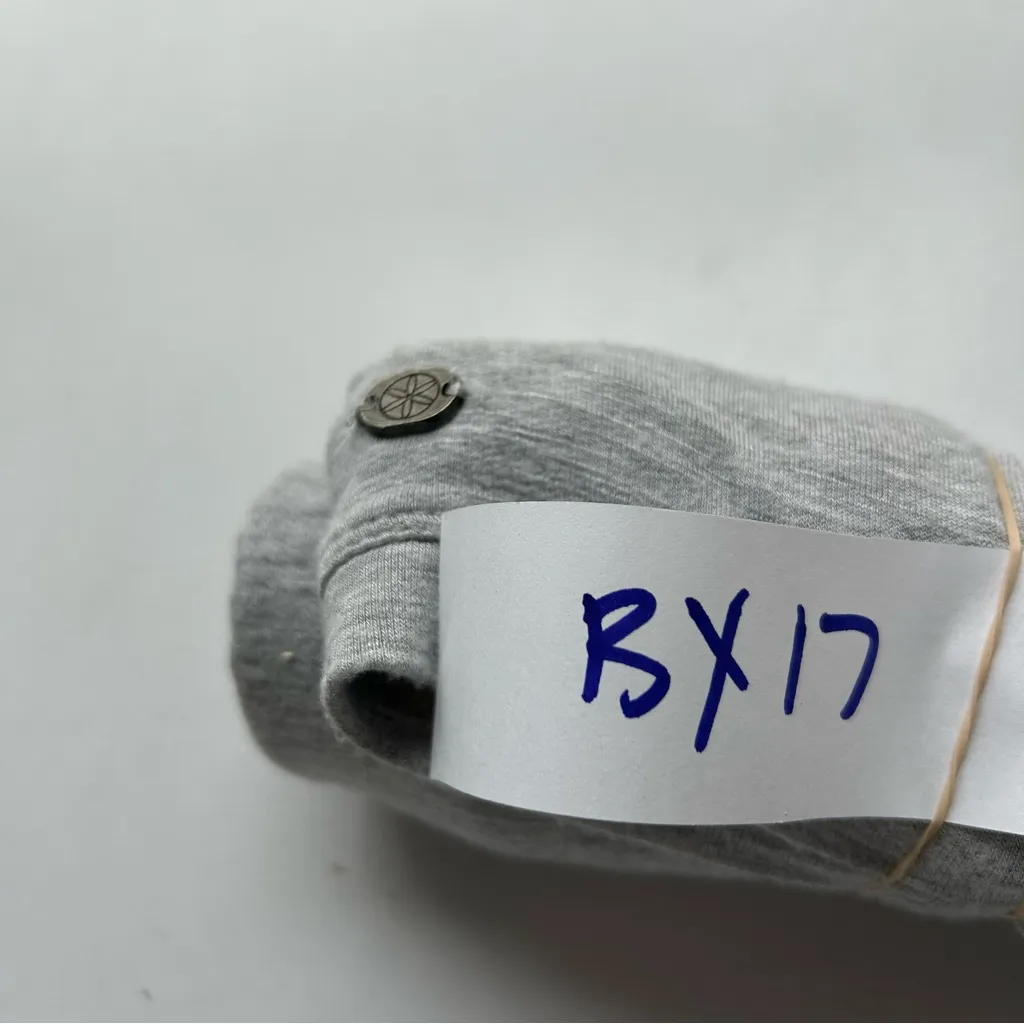 Gray Knot Front Women Top Size M - Image 9