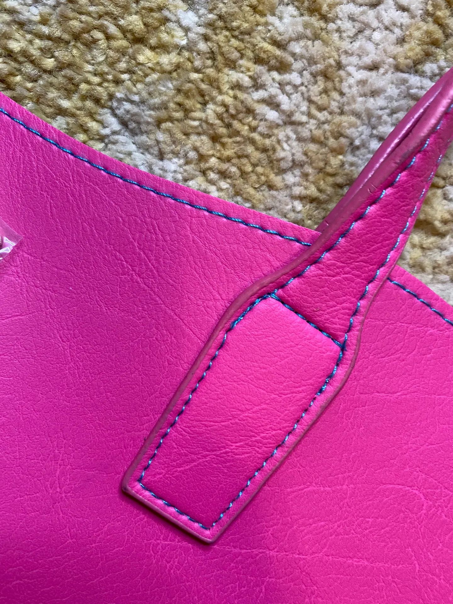 Juicy Couture Hot Pink Purse - Image 3