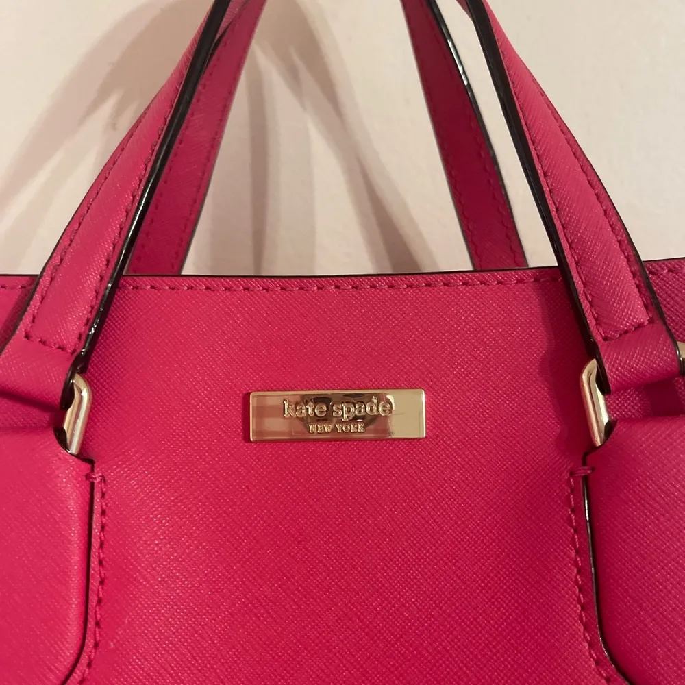 Kate Spade Evangelie Wkru3930 Saffiano Leather Crossbody
Bag - Image 4