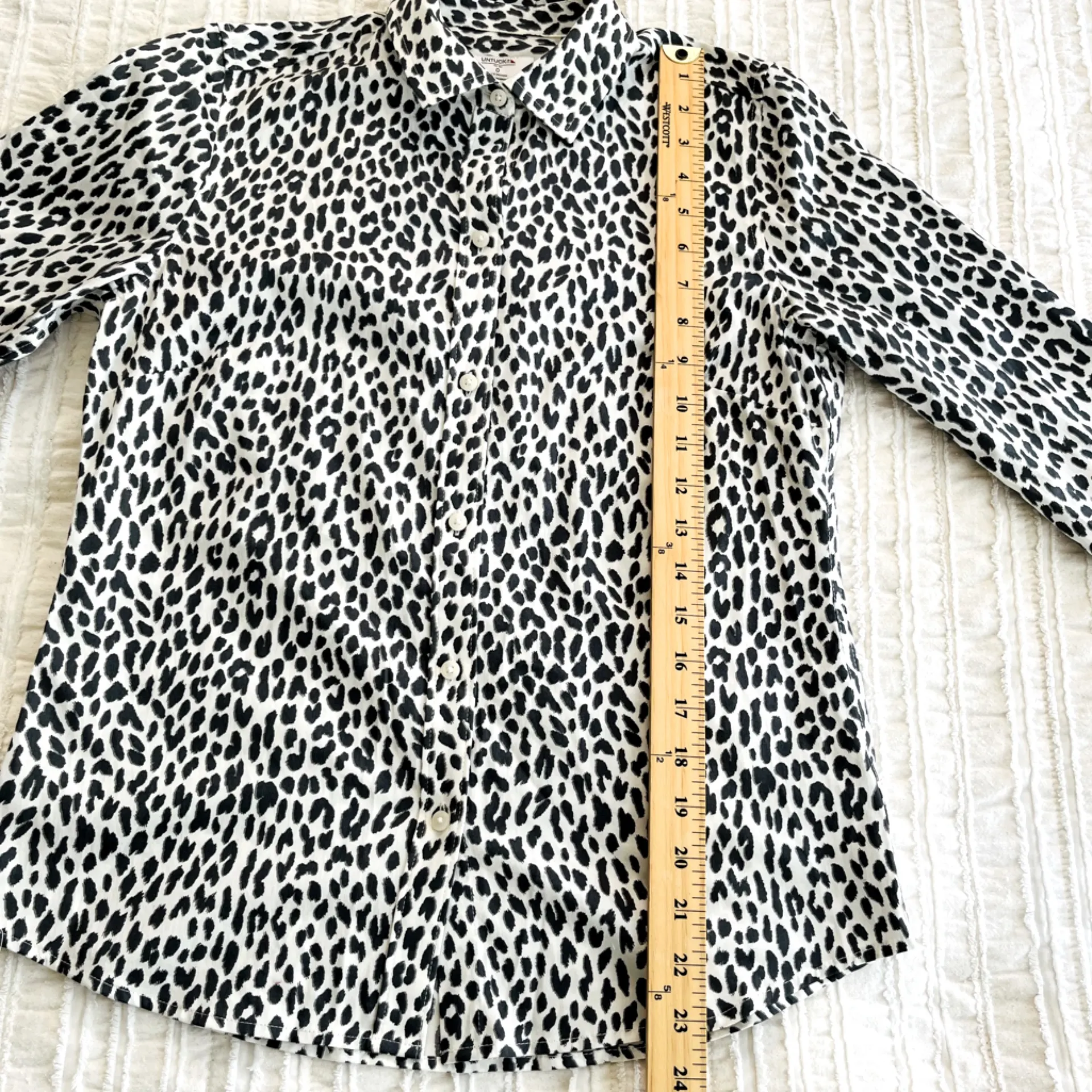 UNTUCKit MIA White Black Leopard Animal Print Button Down Collared Shirt 0 XS - Image 10