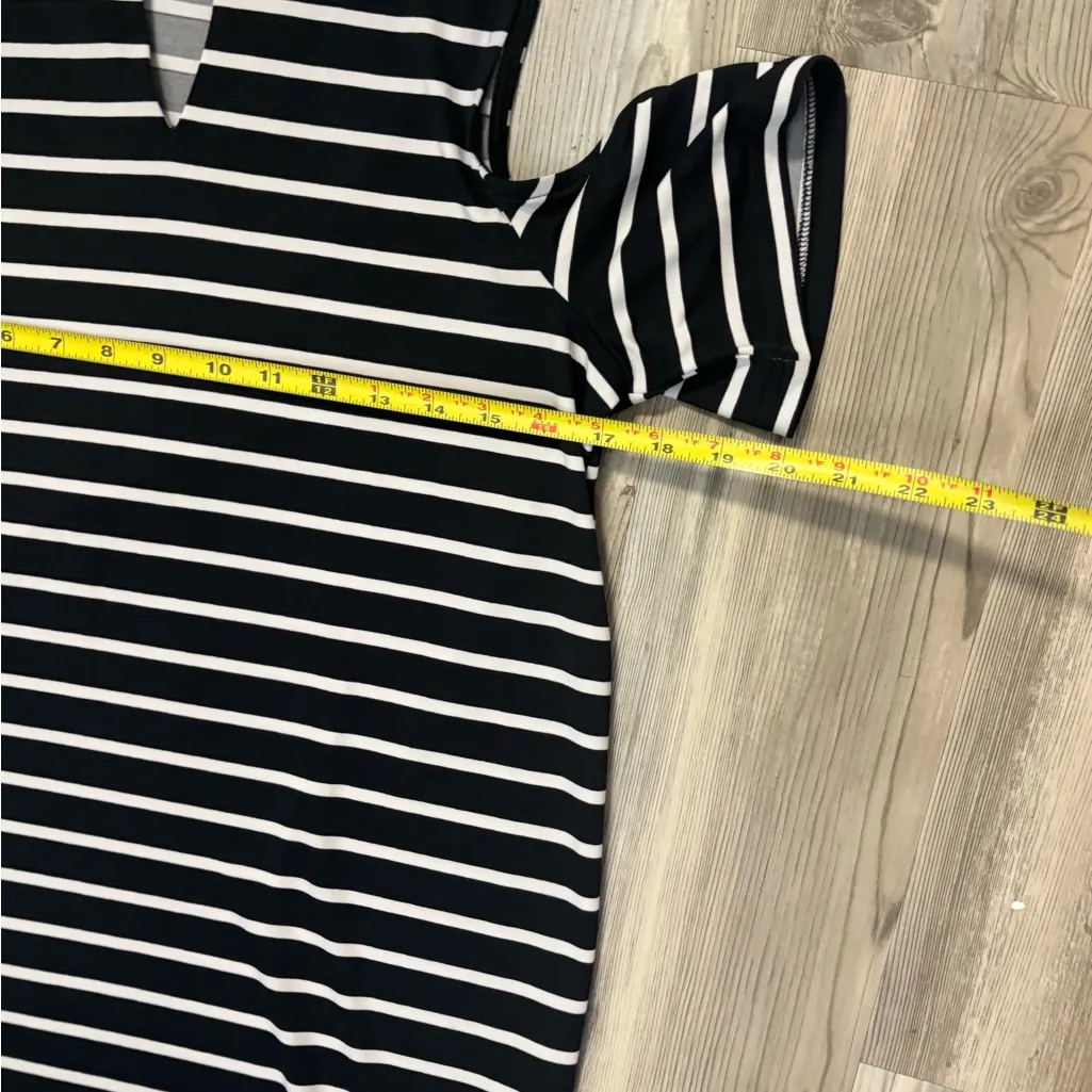 Striped Cold Shoulder Dress Black - Image 6