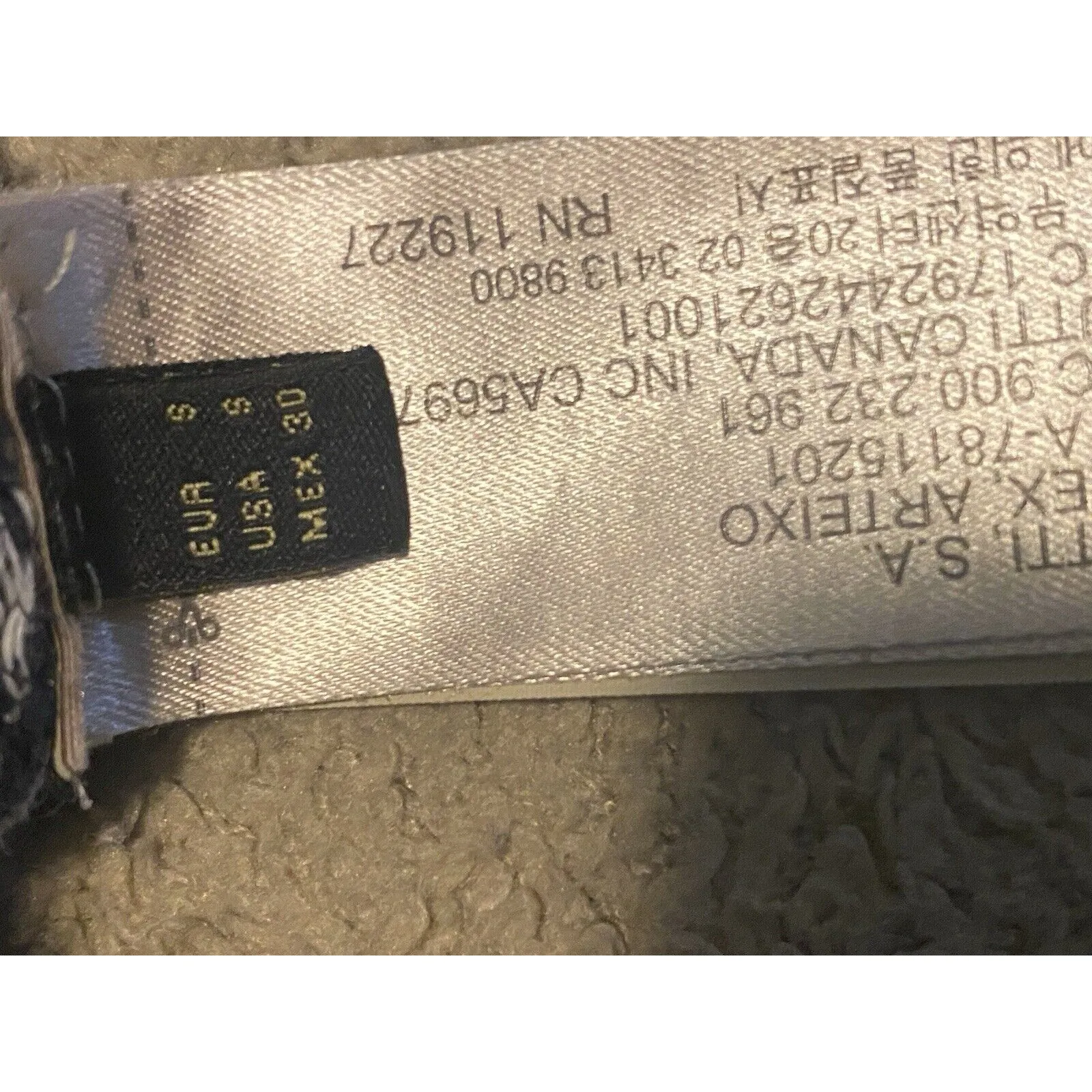 Massimo Dutti Navy Blue Marled Heavy Knit Split Back Sweater Sz small - Image 8