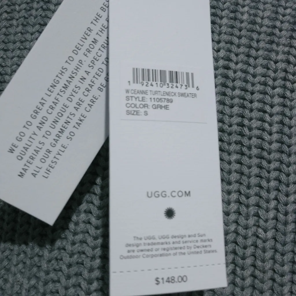 Ugg Ceanne Turtle neck sweater 

Size S - Image 5