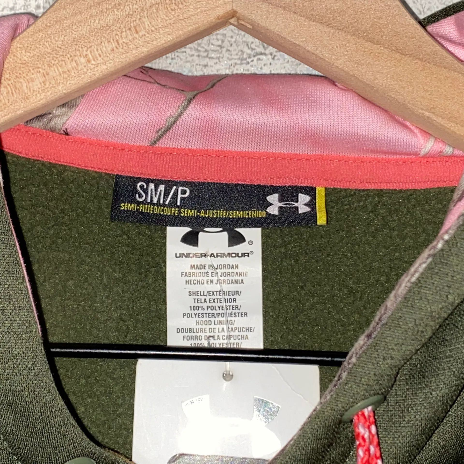 Realtree Camo Hoodie SMALL - Image 6