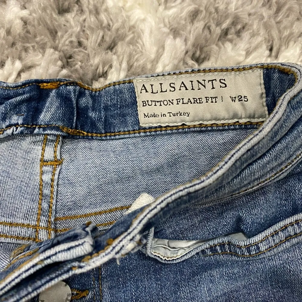 ALL SAINTS - High Waisted Button Flare Fit Light Wash Jeans - Image 5