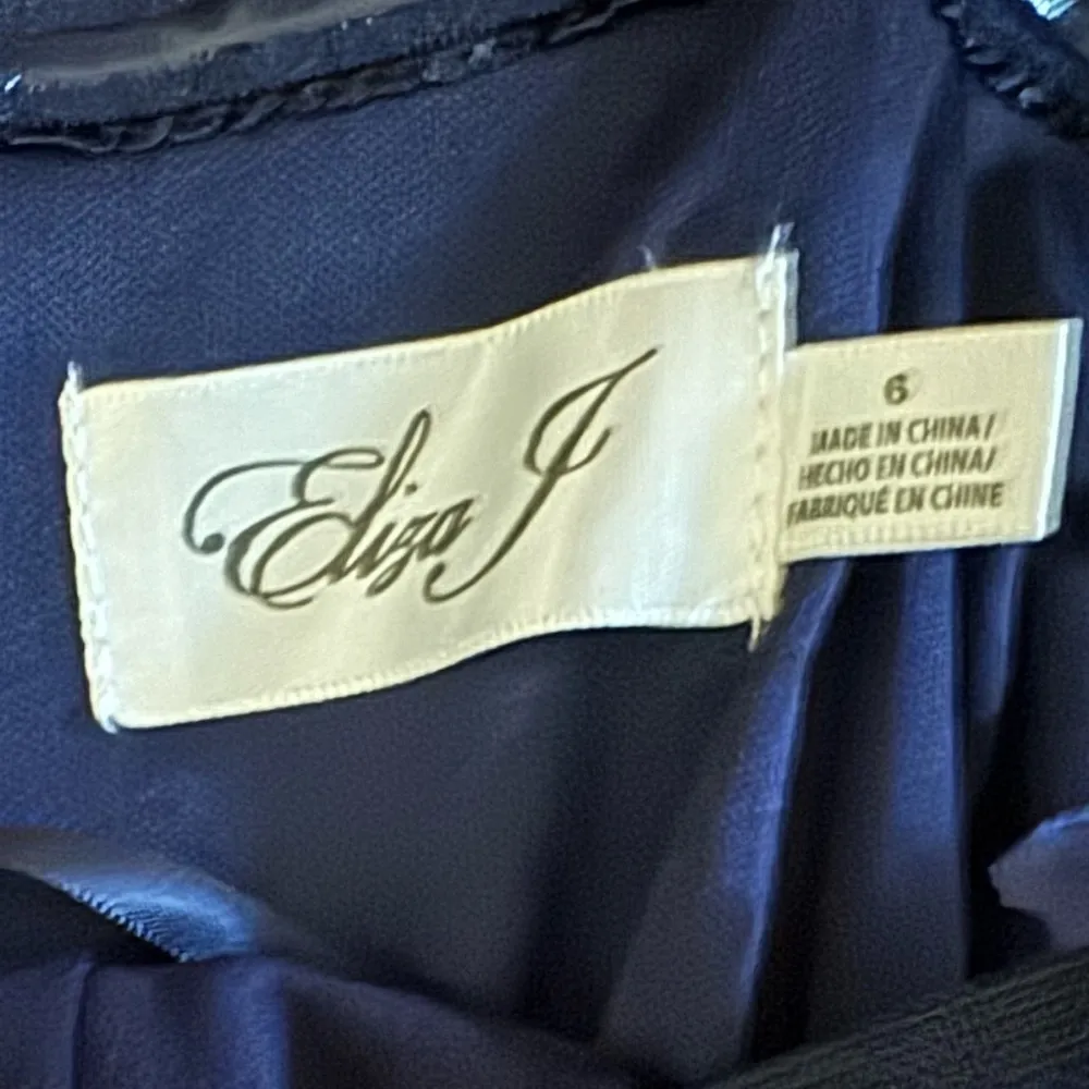 Eliza J Off the Shoulder 3D Floral Sleeve Scuba Crepe Blue Evening Dress Size 6 - Image 10