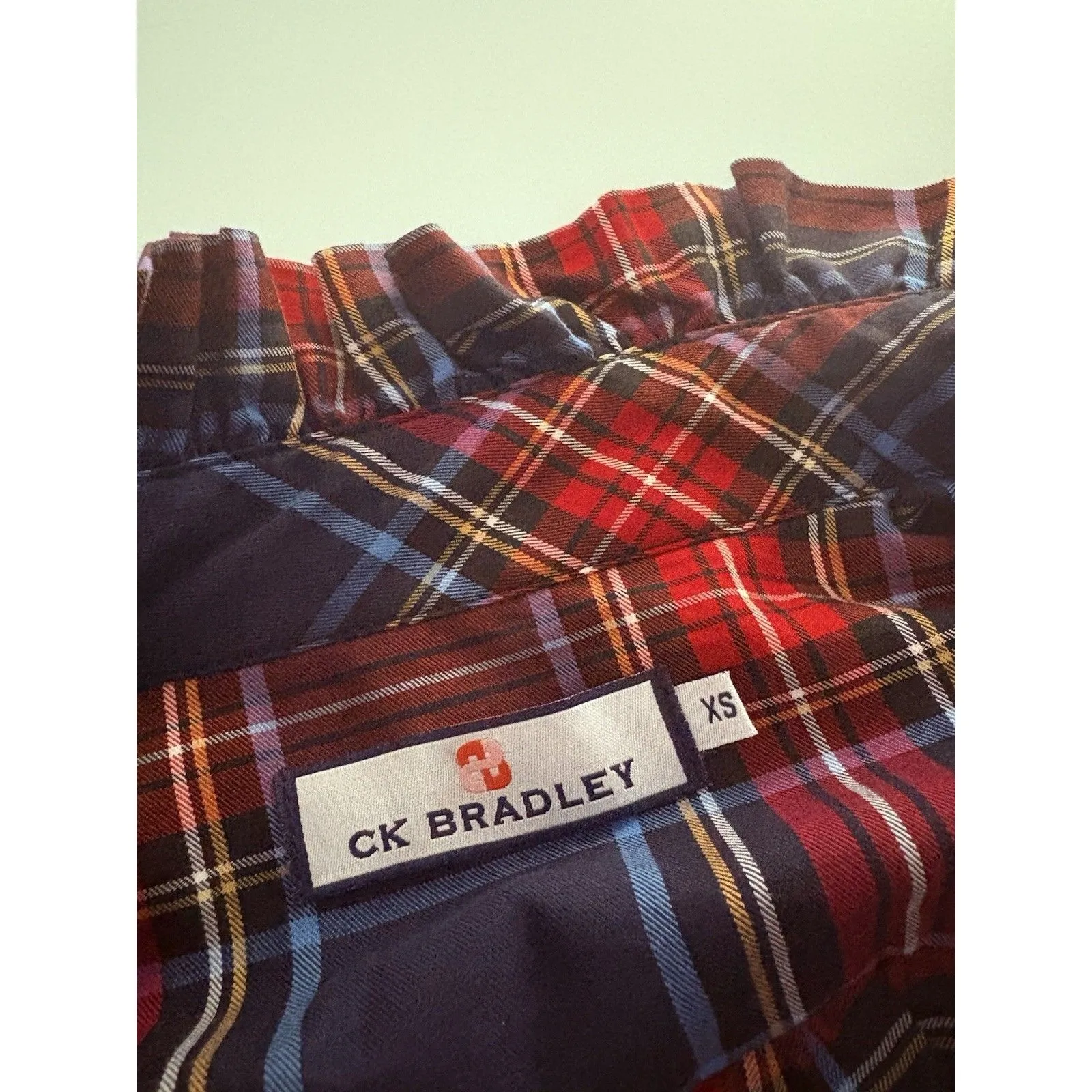 CK Bradley Ruffle Blouse Tartan Plaid Size XS Red Blue Preppy Holiday Oversize - Image 5