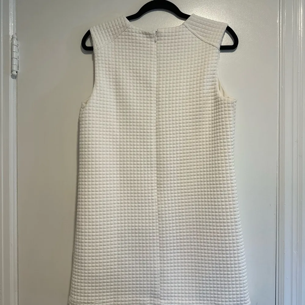 Willi Smith. Large. White Quilted.  Small Square check pattern. Sleeveless Dress - Image 11