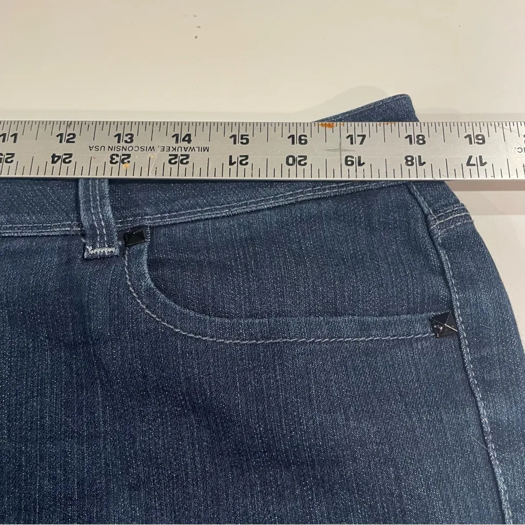 Jordache Straight Crop Denim Blue Jeans Women 12 Dark Wash Trendy Classic Chic - Image 8