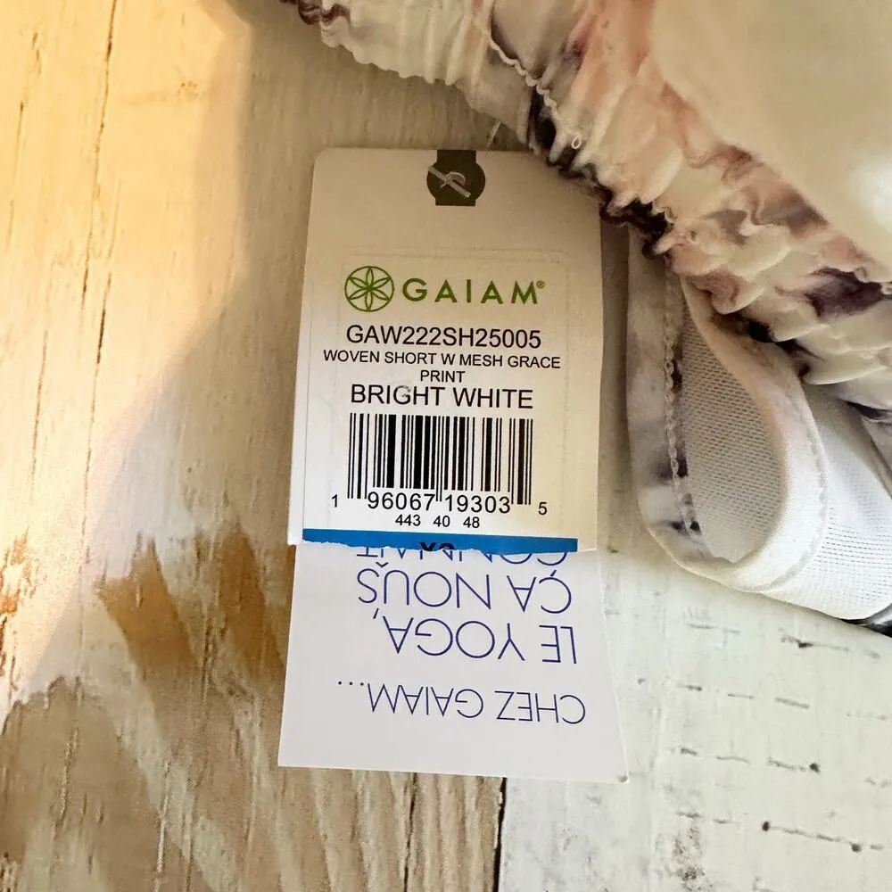 Gaiam Grace Print Woven Mesh-Trim Activewear Shorts Size XS Bright White - Image 7
