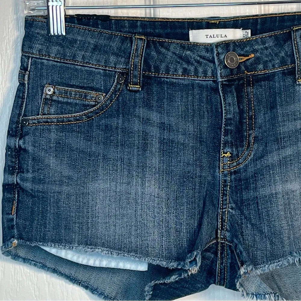 Talula Cut Off Denim Shorts Sz 27 - Image 3