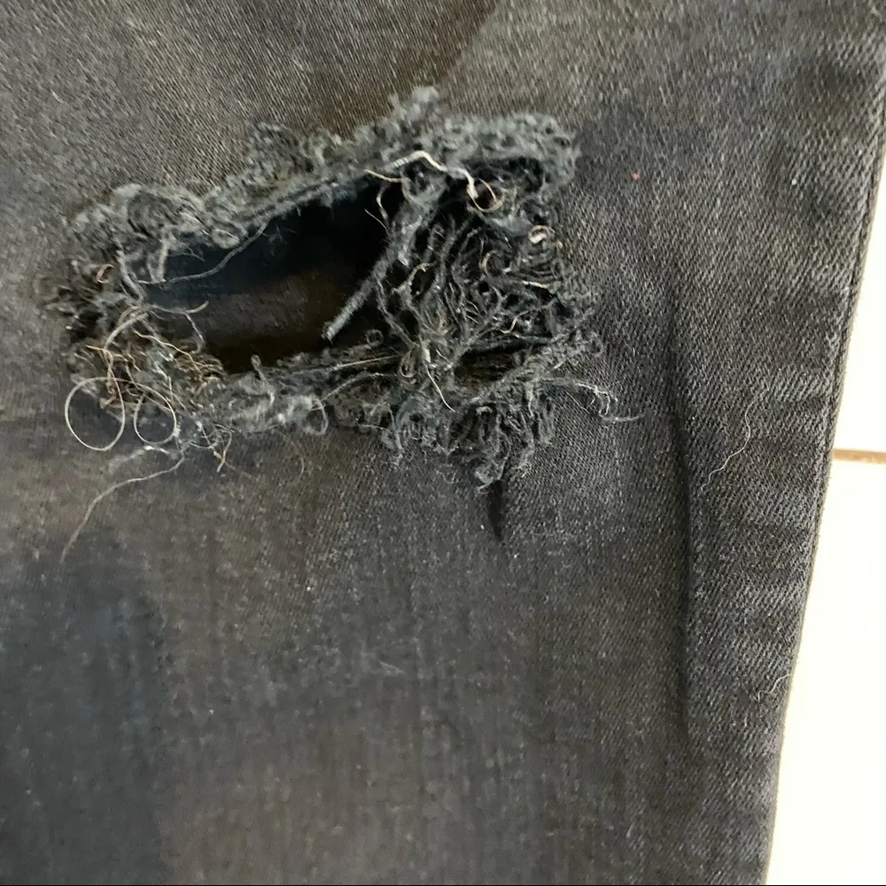 Hudson Black/Navy Blue Distressed Krista Ankle Super Skinny Jeans. Size … - Image 8