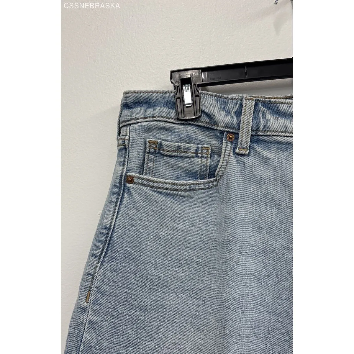 Old Navy OG Loose Jeans Women's Size 12 Tall Light Wash High Rise Secret Smooth - Image 2