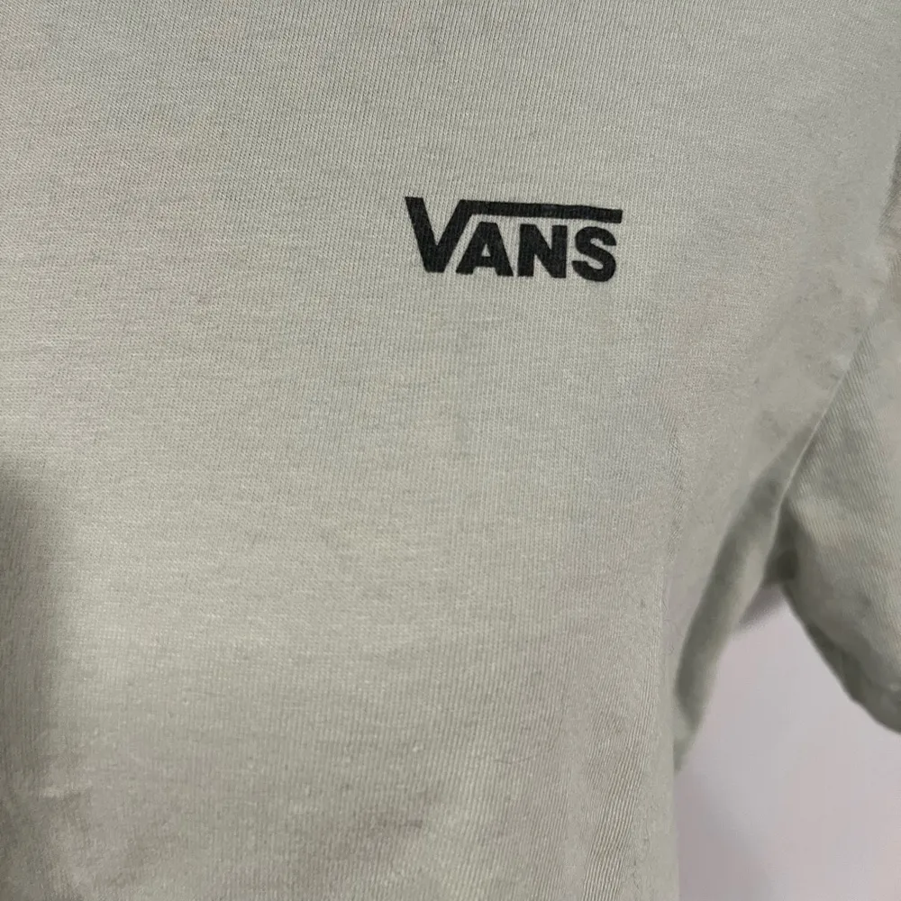 Vans  crop‎ top T-shirt . Size M - Image 2