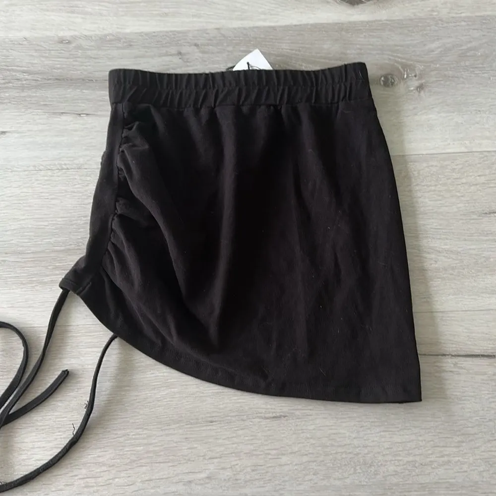 Cider Solid Ruched Mini Skirt With Strap Black S NWT - Image 12