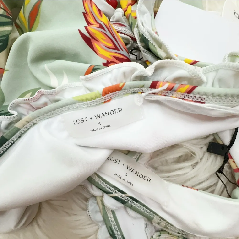 Lost and Wander Off to Makai Tropical Print Ruffle Bikini Set Swimwear Swimsuit - Image 7