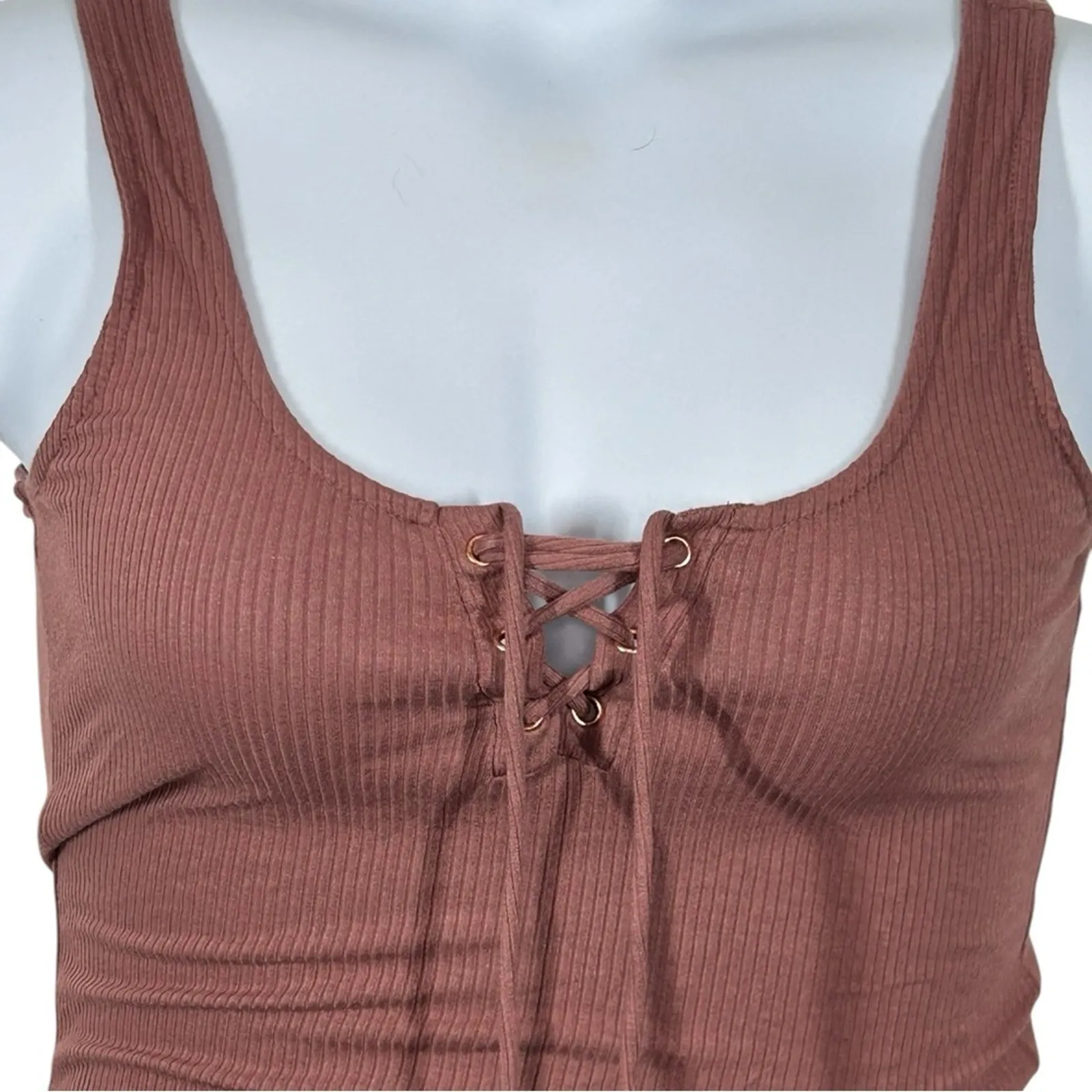 Aeropostale Mauve Ribbed Lace Up Crop Tank Top Grommet Front Size S - Image 3