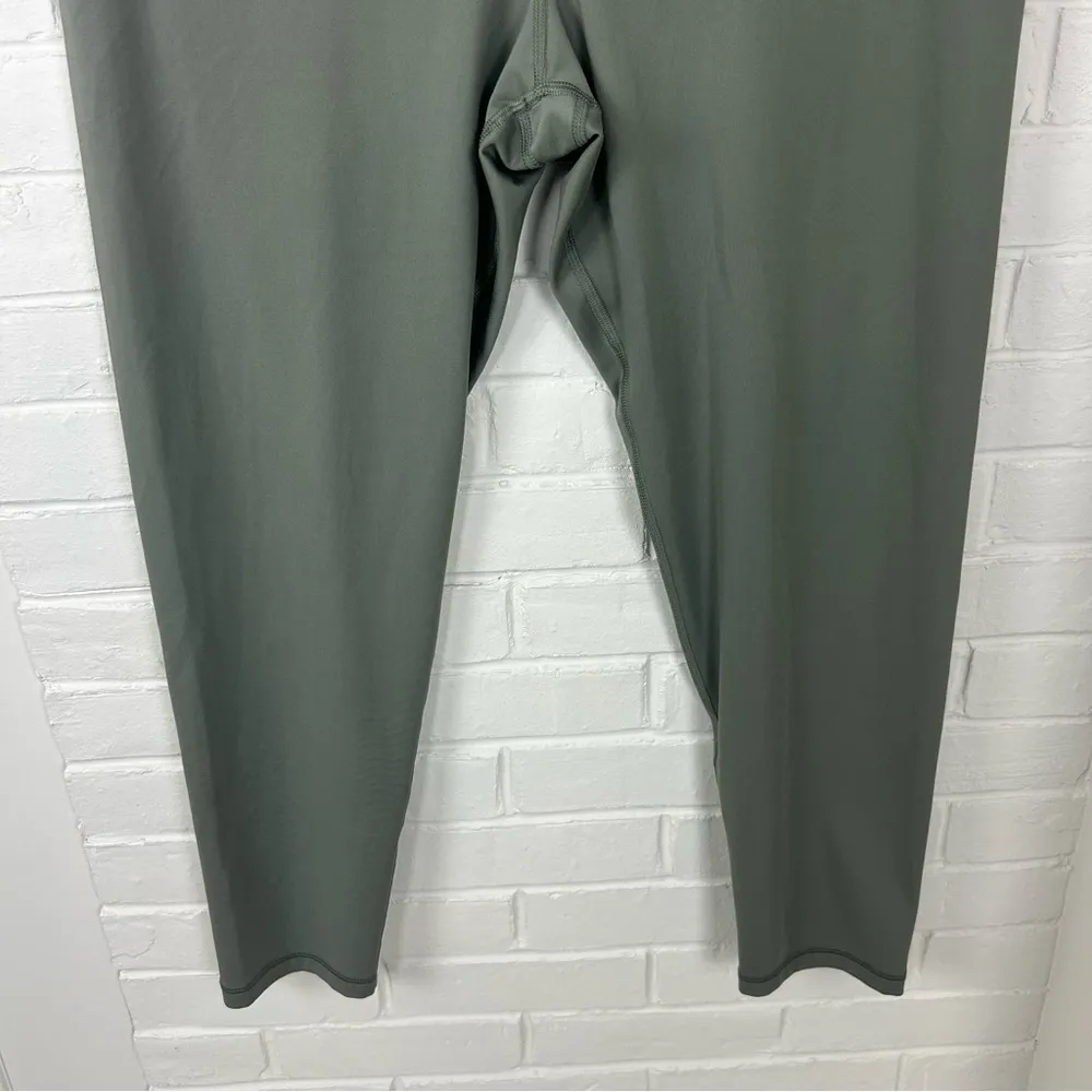 American Eagle The Lightweight Everything Green Legging 7/8 Length Size XXL - Image 6