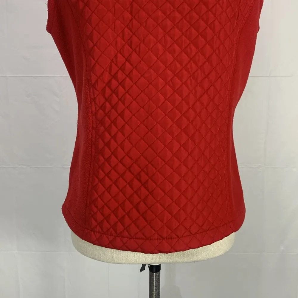 IZOD Red Full Zip Quilted Fleece Vest Size Small - Image 10