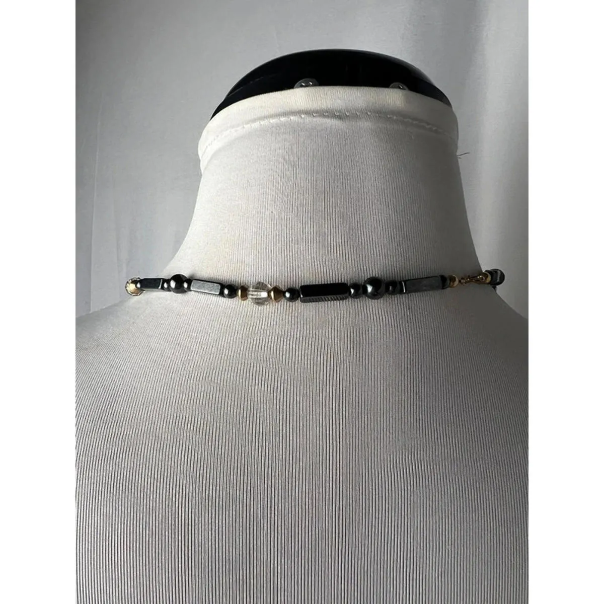vintage hematite beaded metallic necklace Black - Image 3