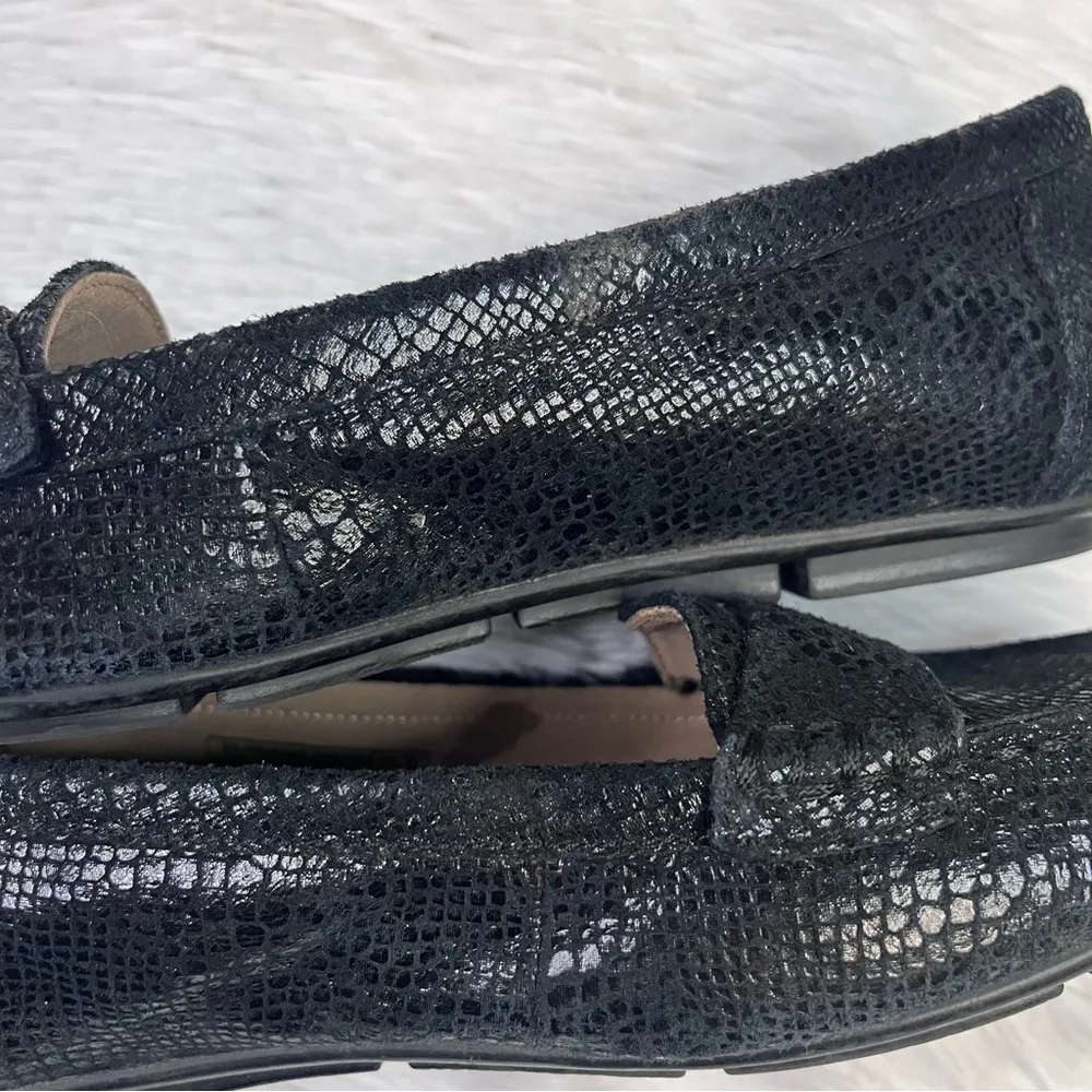 VIONIC Larrun Black Leather Snakeskin Print Slip On Loafers 7 - Image 7