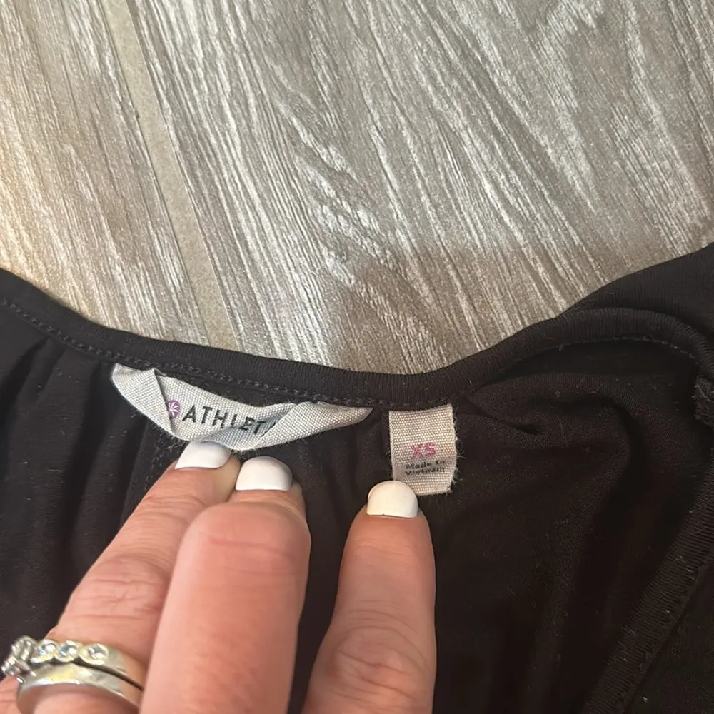 Women’s Athletic black crossed back super soft size XS flowy sleeveless top - Image 2