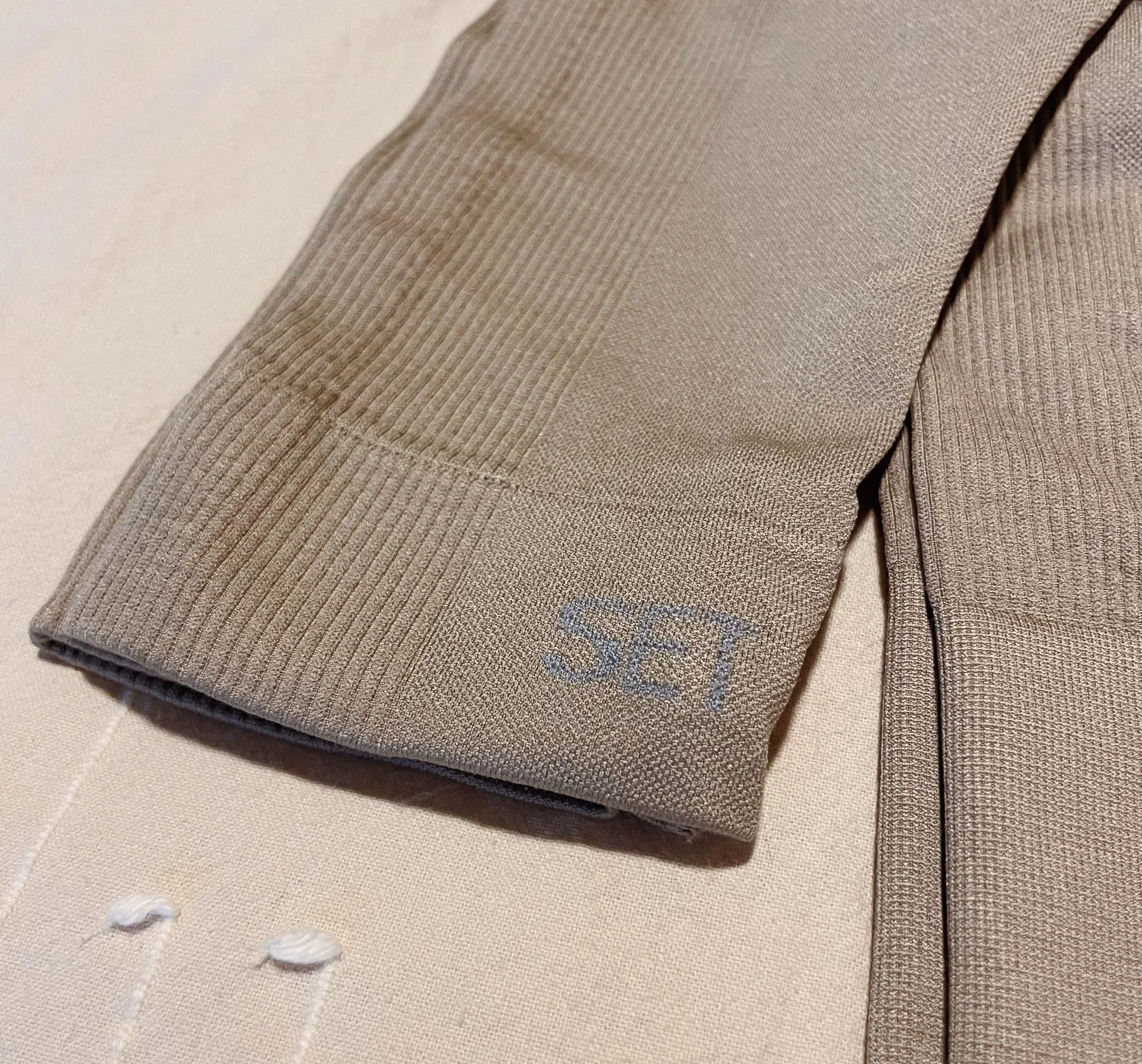 Leggings & Matching Bra - Image 2