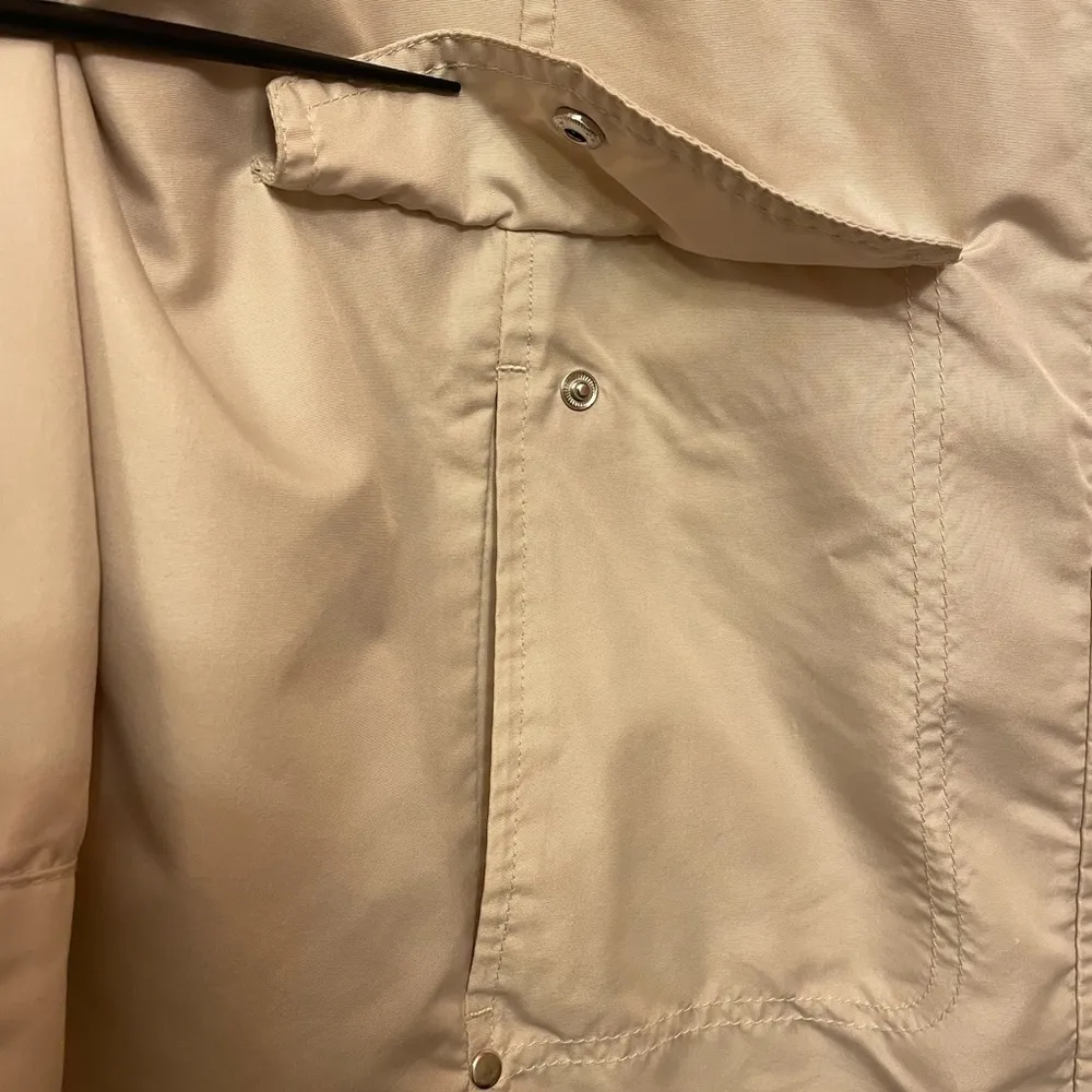 Dress Barn Woman Beige Nylon Zip Snap Hooded Jacket 18/20 Size undefined - Image 7