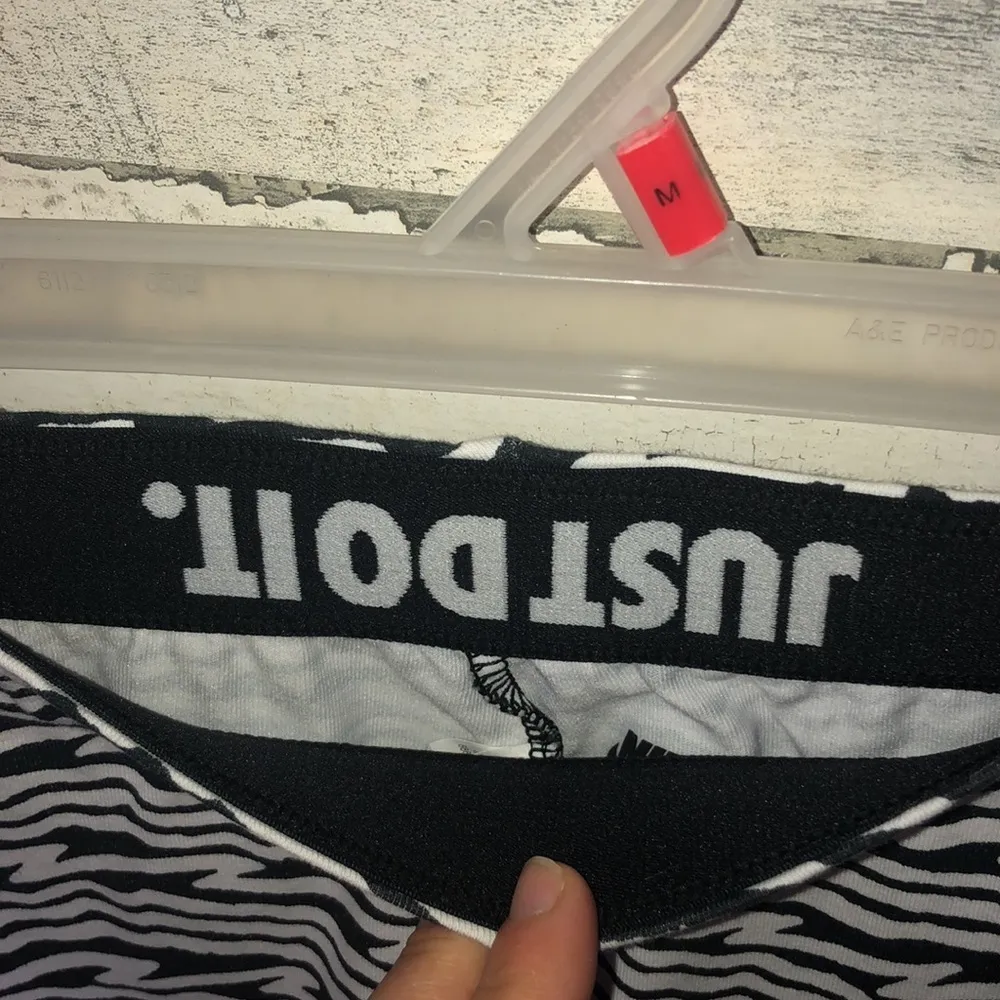 Nike just do it leg-a-see train leggings workout leggings yoga leggings size XL‍ - Image 3