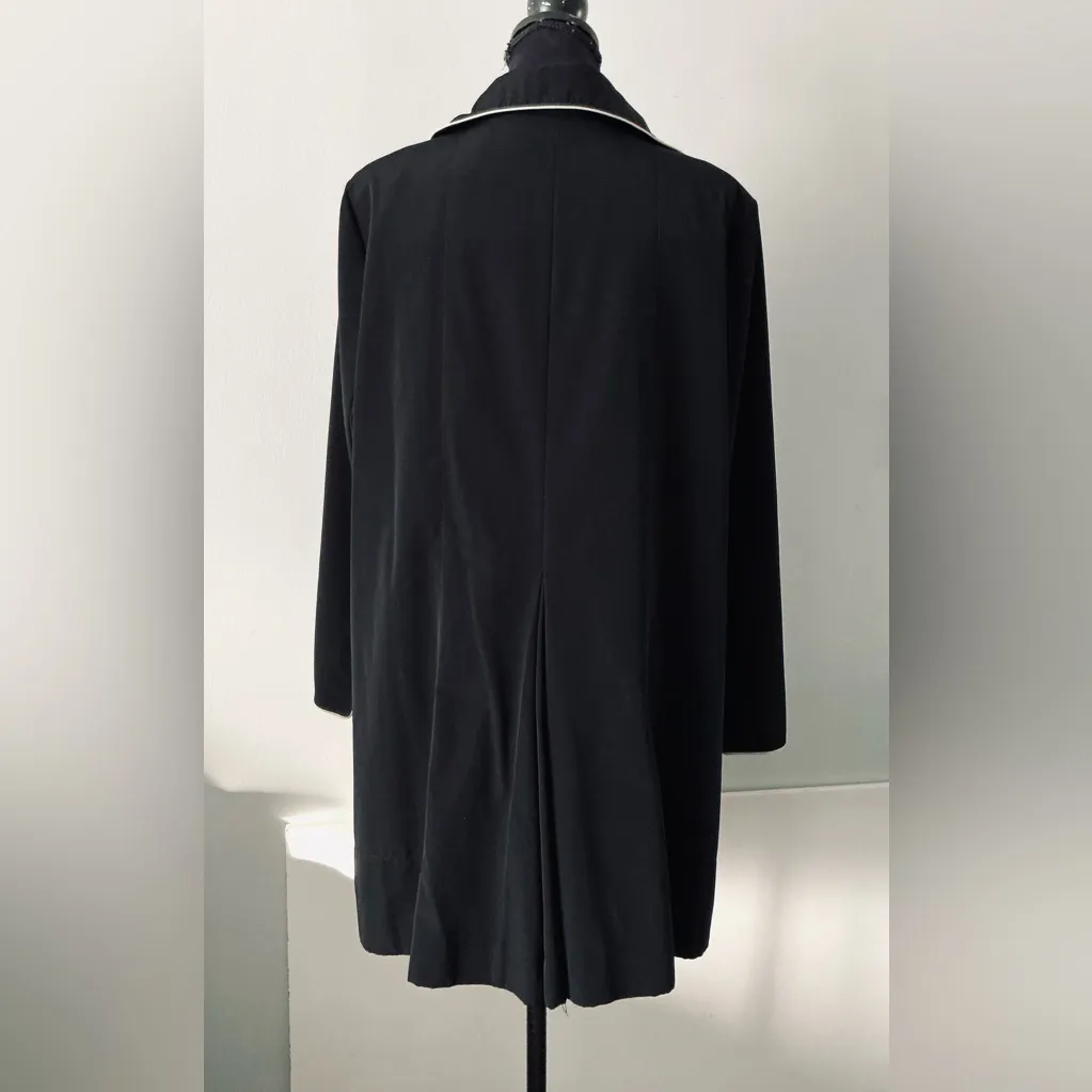 ELEGANT ANNE KLEIN trench coat ☂️ - Image 2