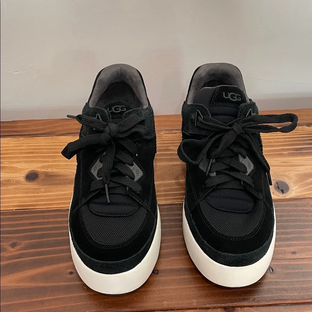 UGG Goldencush Trainer Sneakers Women’s Size 9 Men’s Size 8 - Image 6